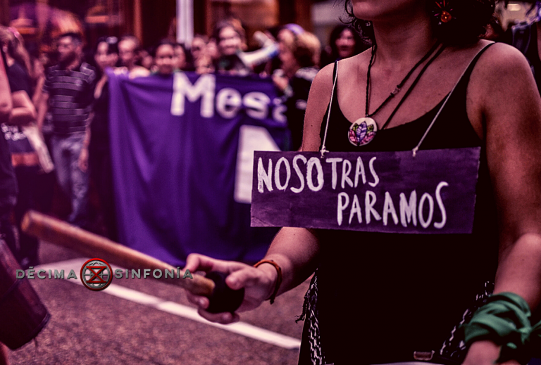 MUJERES